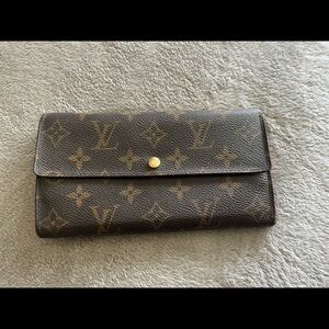 Authentic Louis Vuitton monogram wallet